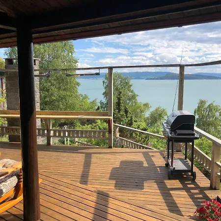 Beautiful 3 Bed In With Seaview Semesterbostad *
