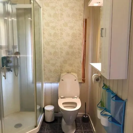 Beautiful 3 Bed In With Seaview Semesterbostad