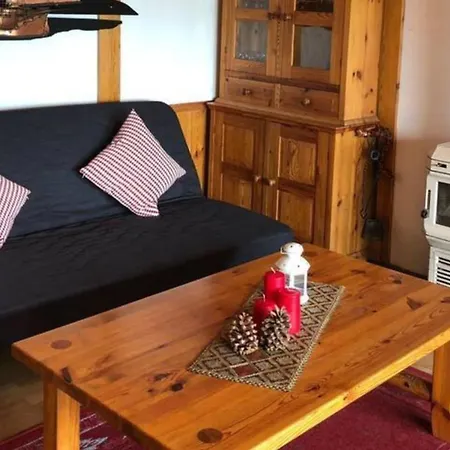 - Sleeps 6 - Parking - Patio Ferienhaus